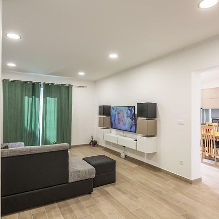 Apartamento Acoustic Makarska Exterior foto